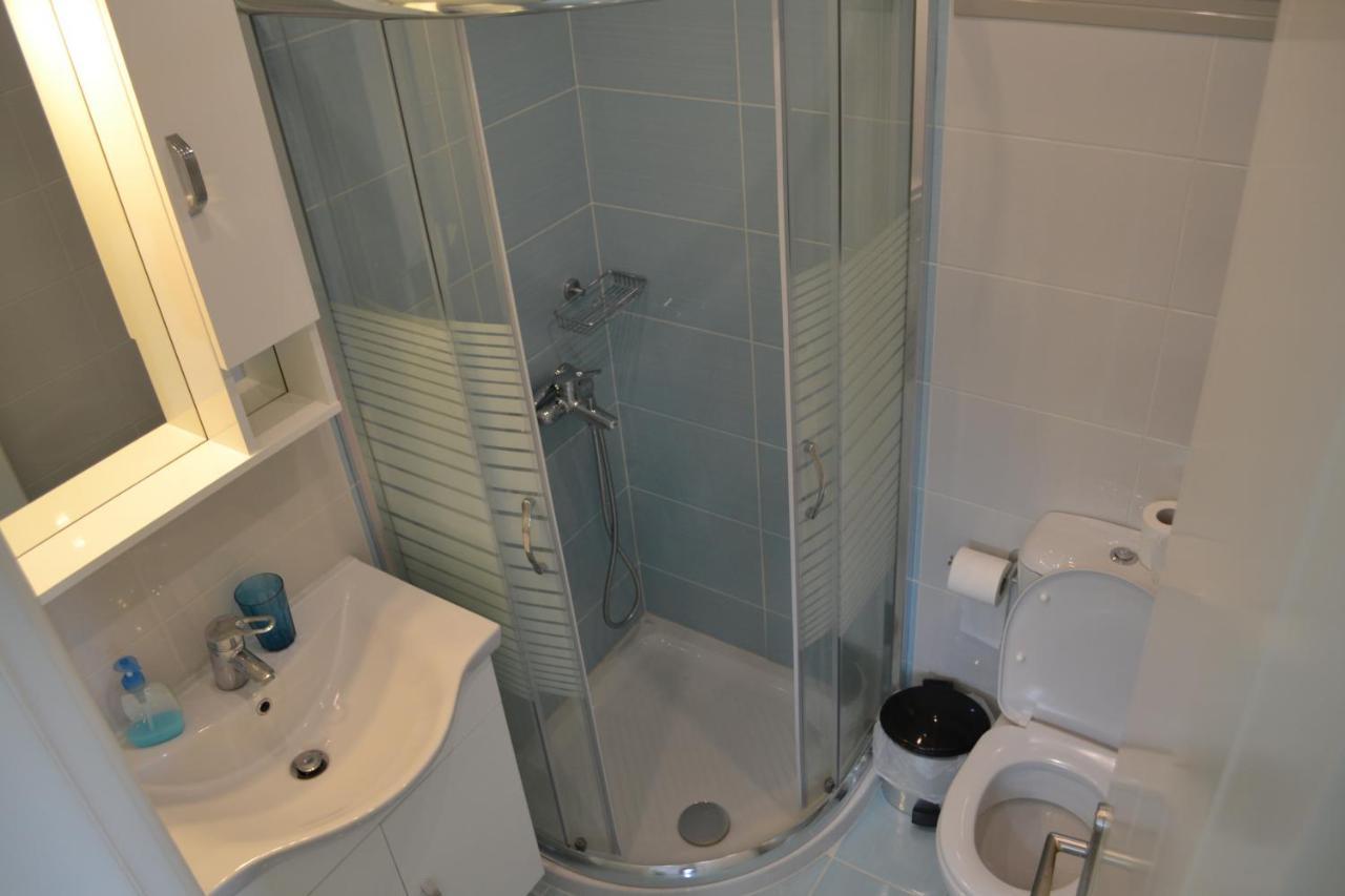 Av Apartment Agios Nikitas Exterior photo